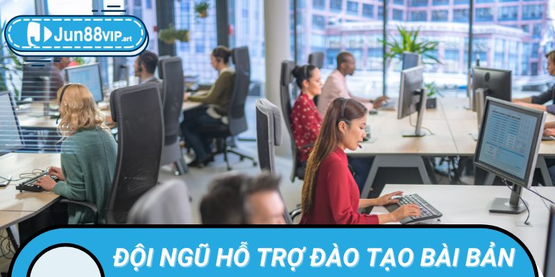Đội ngũ Chăm Sóc Khách Hàng của nhà cái được đào tạo bài bản